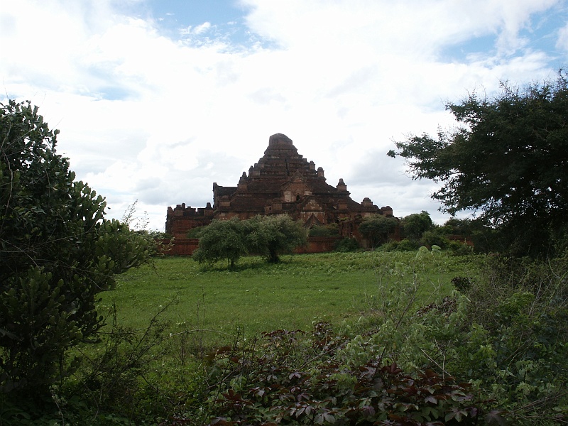 06_Dhammayangyi_002.JPG