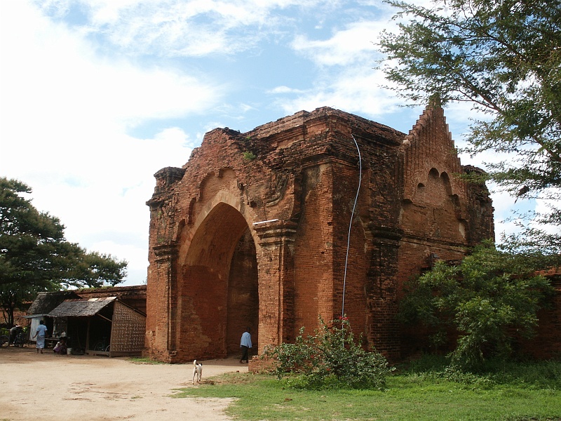 06_Dhammayangyi_009.JPG