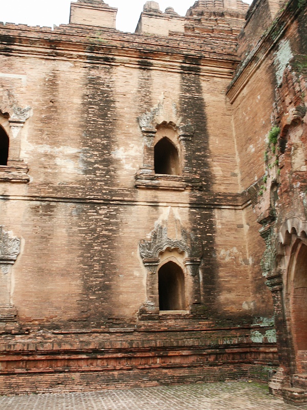 06_Dhammayangyi_021.JPG